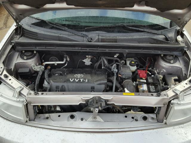 JTLKT334264085896 - 2006 TOYOTA SCION XB SILVER photo 7