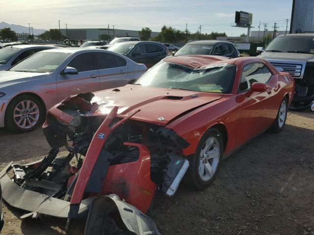 2B3CJ5DTXAH282917 - 2010 DODGE CHALLENGER RED photo 2