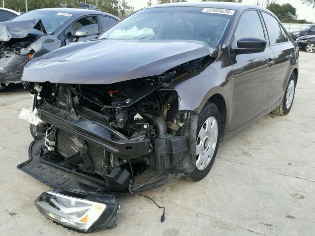 3VW2K7AJ5EM309922 - 2014 VOLKSWAGEN JETTA BASE 棕色 照片 2