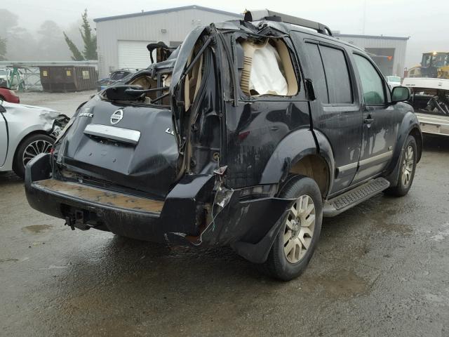 5N1BR18A38C618937 - 2008 NISSAN PATHFINDER BLACK photo 4