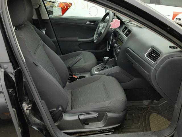 3VW2K7AJXBM068158 - 2011 VOLKSWAGEN JETTA BASE 黑色 照片 5