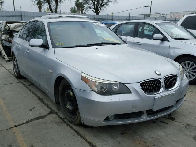 WBANB33564B113807 - 2004 BMW 545 I SILVER photo 1