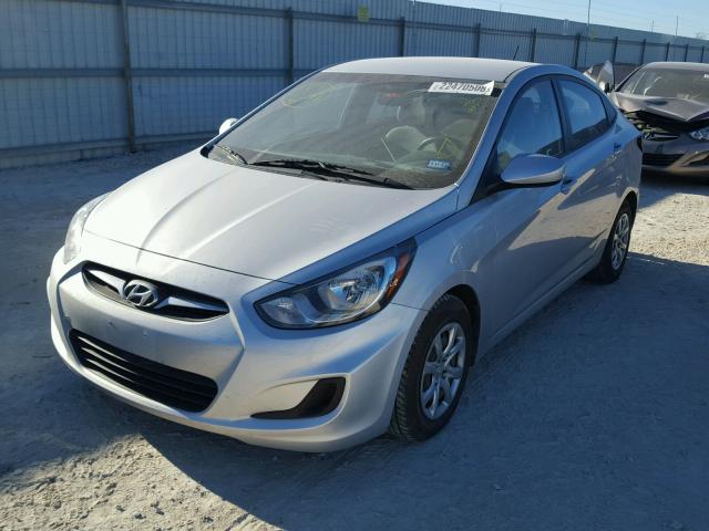 KMHCT4AE3DU508821 - 2013 HYUNDAI ACCENT GLS SILVER photo 2