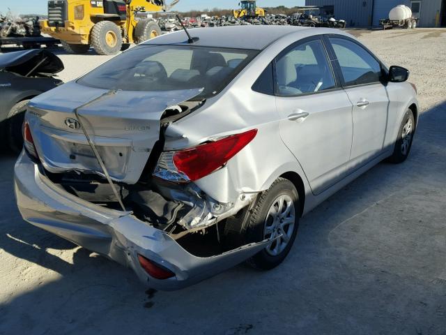 KMHCT4AE3DU508821 - 2013 HYUNDAI ACCENT GLS SILVER photo 4