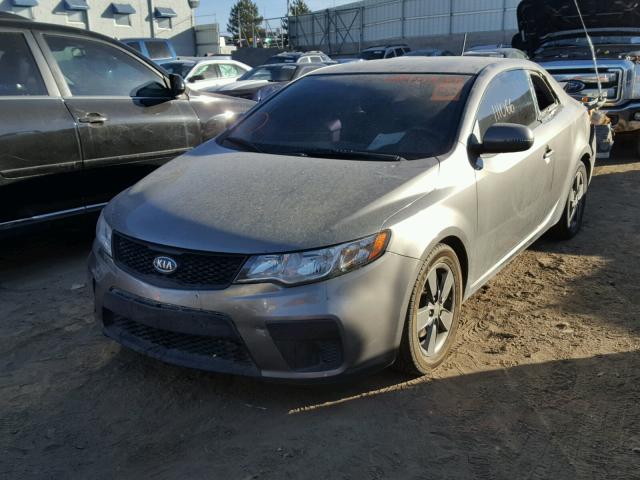 KNAFU6A23B5318389 - 2011 KIA FORTE EX CHARCOAL photo 2