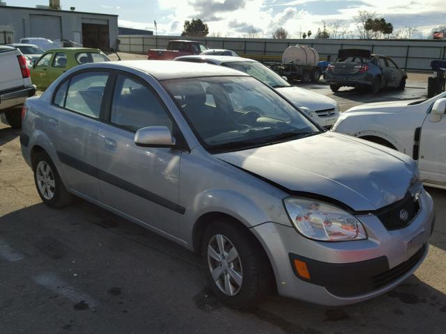 KNADE223396482380 - 2009 KIA RIO BASE SILVER photo 1