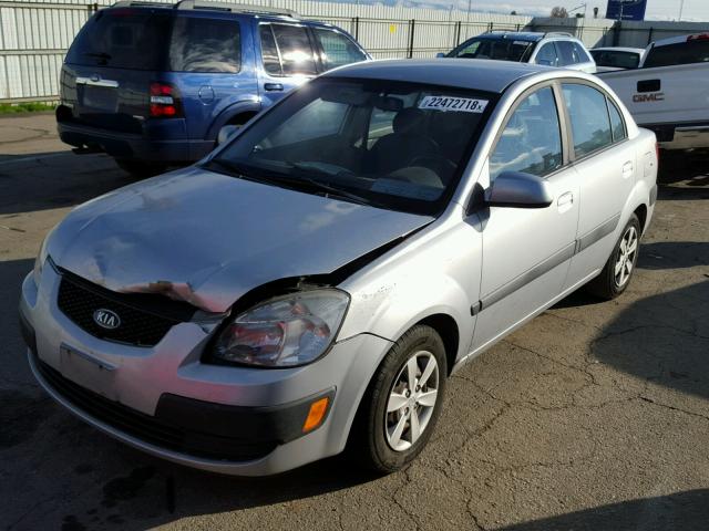 KNADE223396482380 - 2009 KIA RIO BASE SILVER photo 2