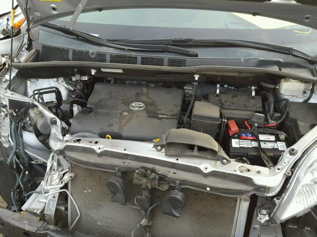 5TDKK3DC0FS593843 - 2015 TOYOTA SIENNA LE GRAY photo 7