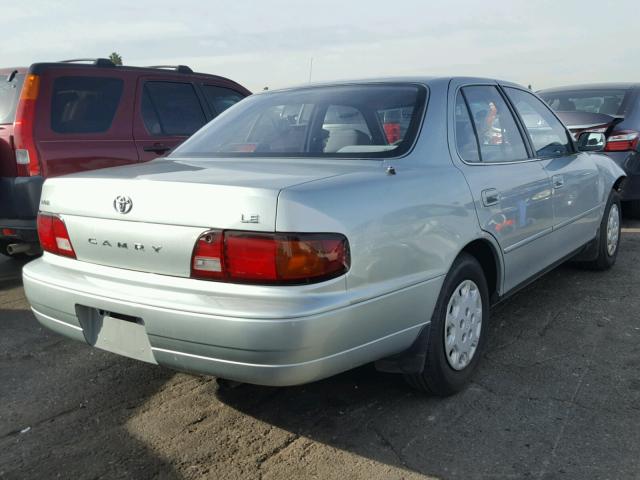 JT2SK12E6S0298177 - 1995 TOYOTA CAMRY LE SILVER photo 4