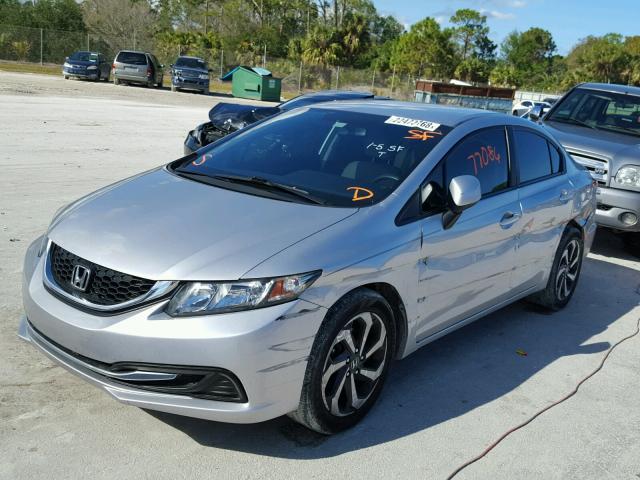 19XFB2F5XDE037752 - 2013 HONDA CIVIC LX SILVER photo 2