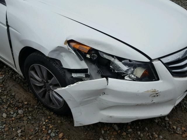 1HGCP2F75CA170718 - 2012 HONDA ACCORD EX WHITE photo 9