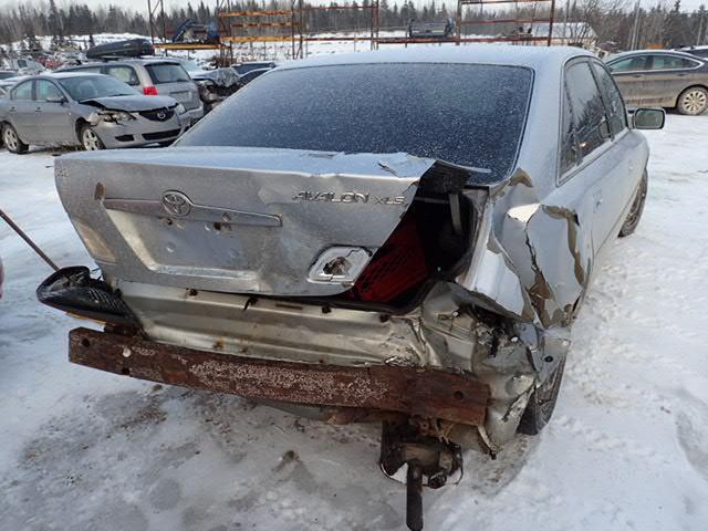 4T1BF28B91U116439 - 2001 TOYOTA AVALON XL SILVER photo 4