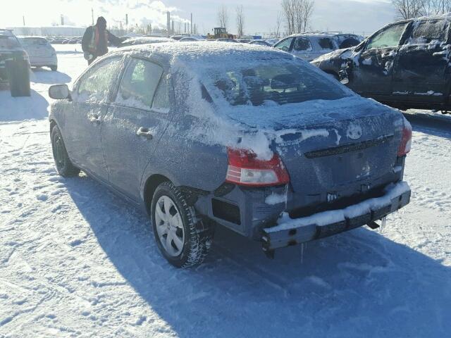 JTDBT923681294327 - 2008 TOYOTA YARIS GRAY photo 3