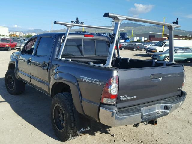 3TMLU4ENXDM131260 - 2013 TOYOTA TACOMA DOU GRAY photo 3