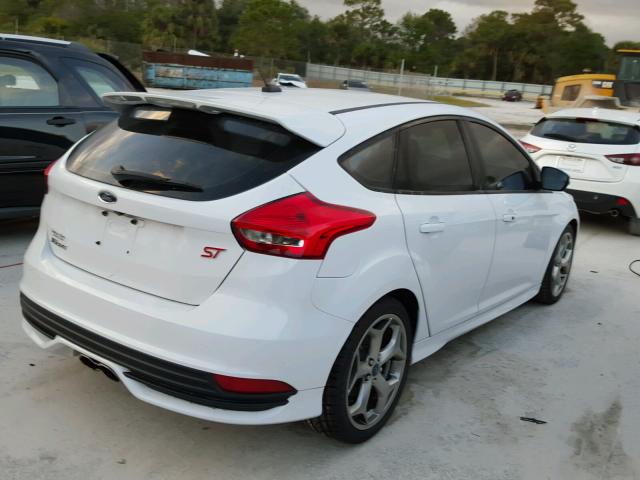 1FADP3L91FL354552 - 2015 FORD FOCUS ST WHITE photo 4