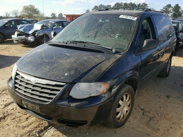 2A4GP54L96R826267 - 2006 CHRYSLER TOWN & COU GREEN photo 2