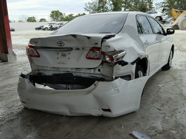 5YFBU4EE0DP134298 - 2013 TOYOTA COROLLA BA WHITE photo 4