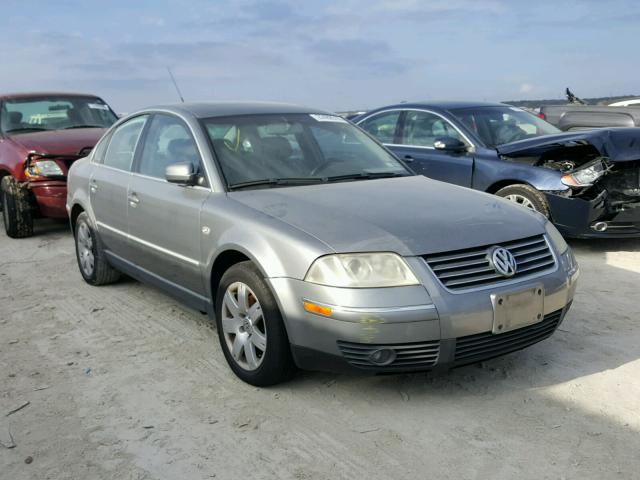 WVWRH63B92P365156 - 2002 VOLKSWAGEN PASSAT GLX GRAY photo 1