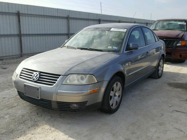 WVWRH63B92P365156 - 2002 VOLKSWAGEN PASSAT GLX 灰色 照片 2
