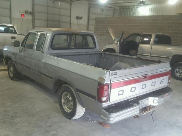 3B7HE13Y9PM116056 - 1993 DODGE D-SERIES D SILVER photo 3