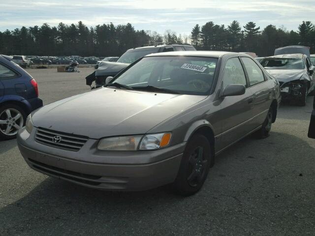 4T1BG22K0XU598541 - 1999 TOYOTA CAMRY CE GRAY photo 2