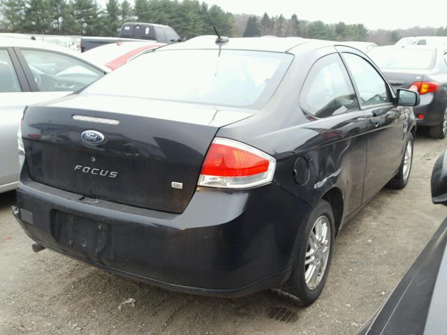 1FAHP33N38W218231 - 2008 FORD FOCUS SE BLACK photo 4