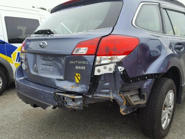 4S4BRBAC8D1274528 - 2013 SUBARU OUTBACK 2. BLUE photo 9