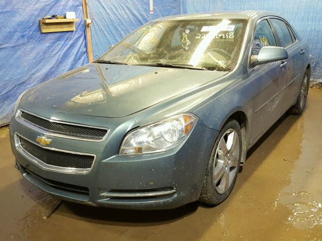 1G1ZH57B694247302 - 2009 CHEVROLET MALIBU 1LT BLUE photo 2