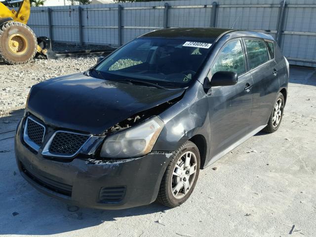 5Y2SP6E08AZ415368 - 2010 PONTIAC VIBE BLACK photo 2