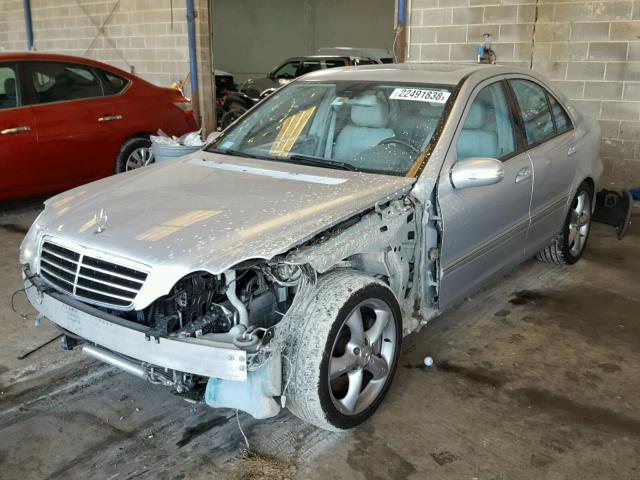 WDBRF52H76A853325 - 2006 MERCEDES-BENZ C GENERATI SILVER photo 2