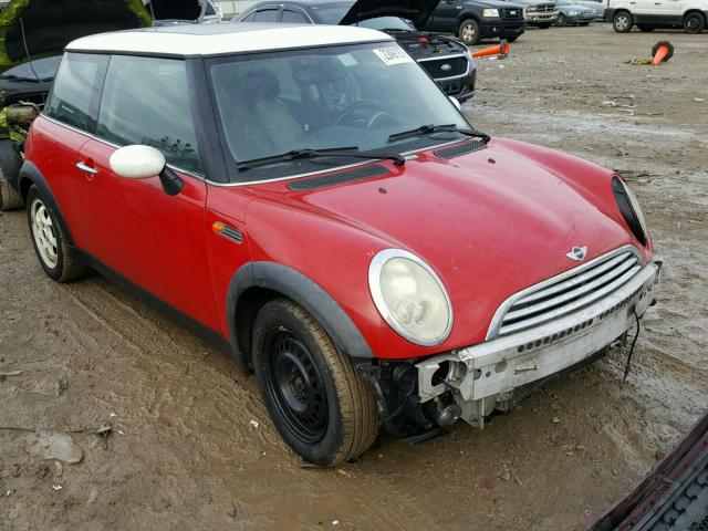 WMWRC33585TJ68947 - 2005 MINI COOPER RED photo 1