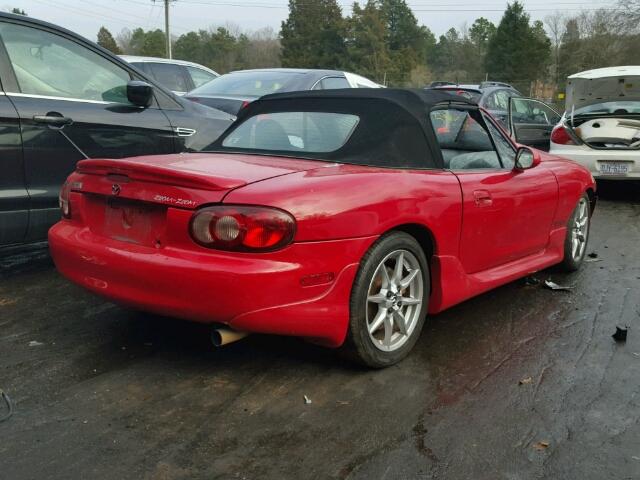 JM1NB353810216121 - 2001 MAZDA MX-5 MIATA RED photo 4