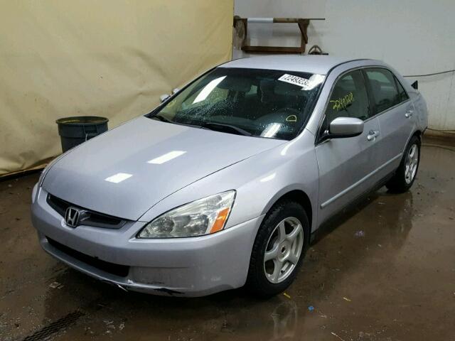 1HGCM66344A065411 - 2004 HONDA ACCORD LX SILVER photo 2