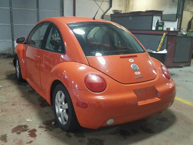 3VWDD21C33M414754 - 2003 VOLKSWAGEN NEW BEETLE ORANGE photo 3