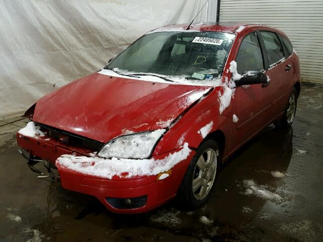 1FAFP37N57W288071 - 2007 FORD FOCUS ZX5 RED photo 2