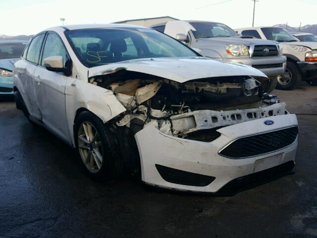 1FADP3F27FL262361 - 2015 FORD FOCUS SE WHITE photo 1