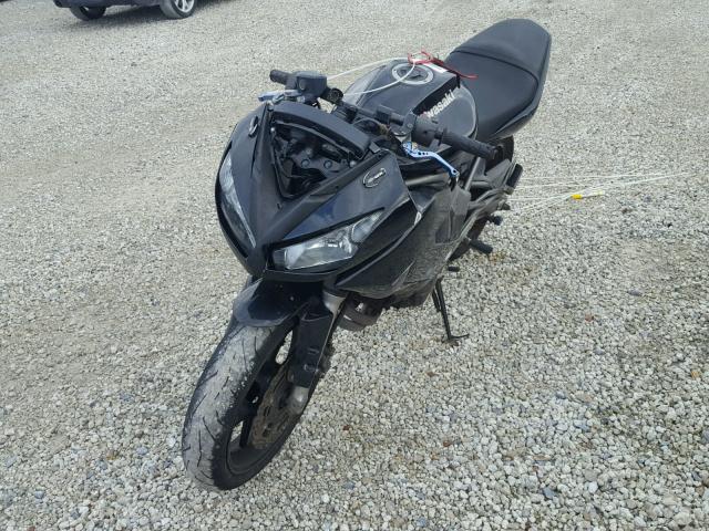 JKAEXEC1X9DA32167 - 2009 KAWASAKI EX650 C 黑色 照片 2