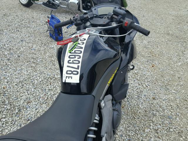 JKAEXEC1X9DA32167 - 2009 KAWASAKI EX650 C 黑色 照片 5