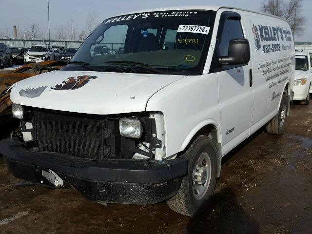 1GCGG25U461154781 - 2006 CHEVROLET EXPRESS G2 WHITE photo 2