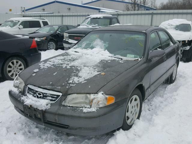 1YVGF22D625285280 - 2002 MAZDA 626 ES GRAY photo 2