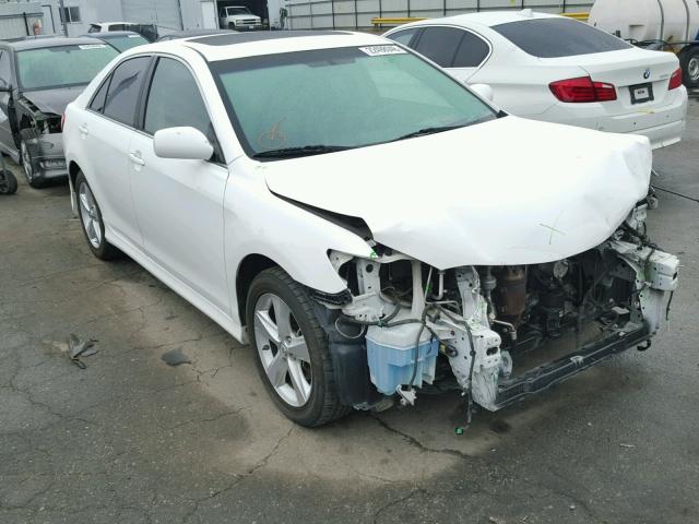 4T1BF3EK3BU756030 - 2011 TOYOTA CAMRY BASE WHITE photo 1