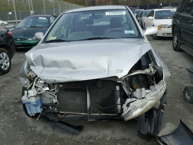 1NXBR32E14Z339496 - 2004 TOYOTA COROLLA CE SILVER photo 9