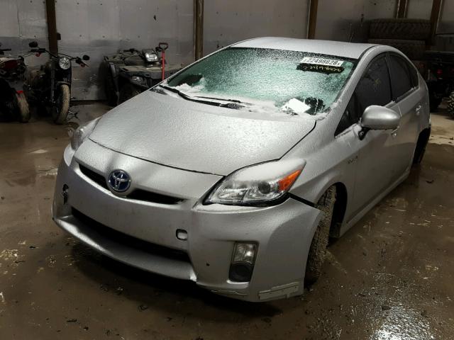 JTDKN3DU7B5368125 - 2011 TOYOTA PRIUS SILVER photo 2