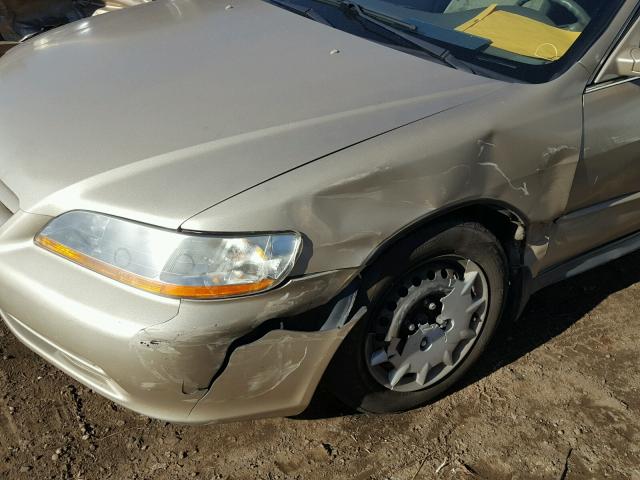 1HGCG66571A131728 - 2001 HONDA ACCORD LX GOLD photo 9