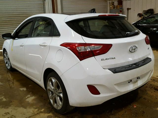 KMHD35LE0DU105998 - 2013 HYUNDAI ELANTRA GT WHITE photo 3