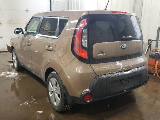 KNDJN2A20F7235046 - 2015 KIA SOUL BROWN photo 3