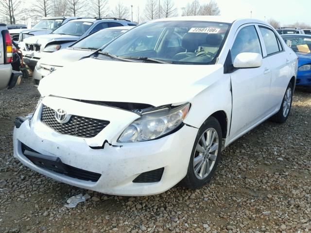 1NXBU40E49Z144328 - 2009 TOYOTA COROLLA BA WHITE photo 2