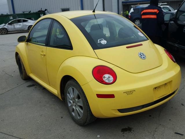 3VWPW31C78M501383 - 2008 VOLKSWAGEN NEW BEETLE 黄色 照片 3