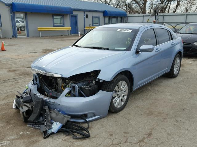 1C3CCBAG6EN137146 - 2014 CHRYSLER 200 LX BLUE photo 2