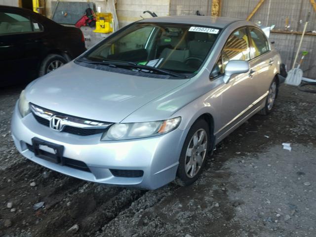 2HGFA1F51AH320474 - 2010 HONDA CIVIC LX SILVER photo 2